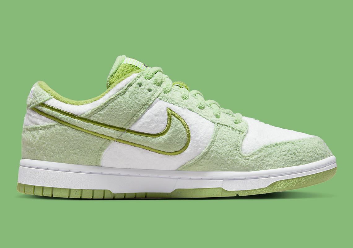 Nike Dunk Low Fleece Green Dq7579 300 5