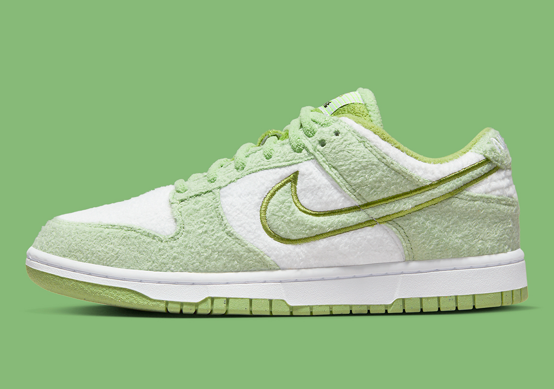 Nike Dunk Low Fleece Green Dq7579 300 8