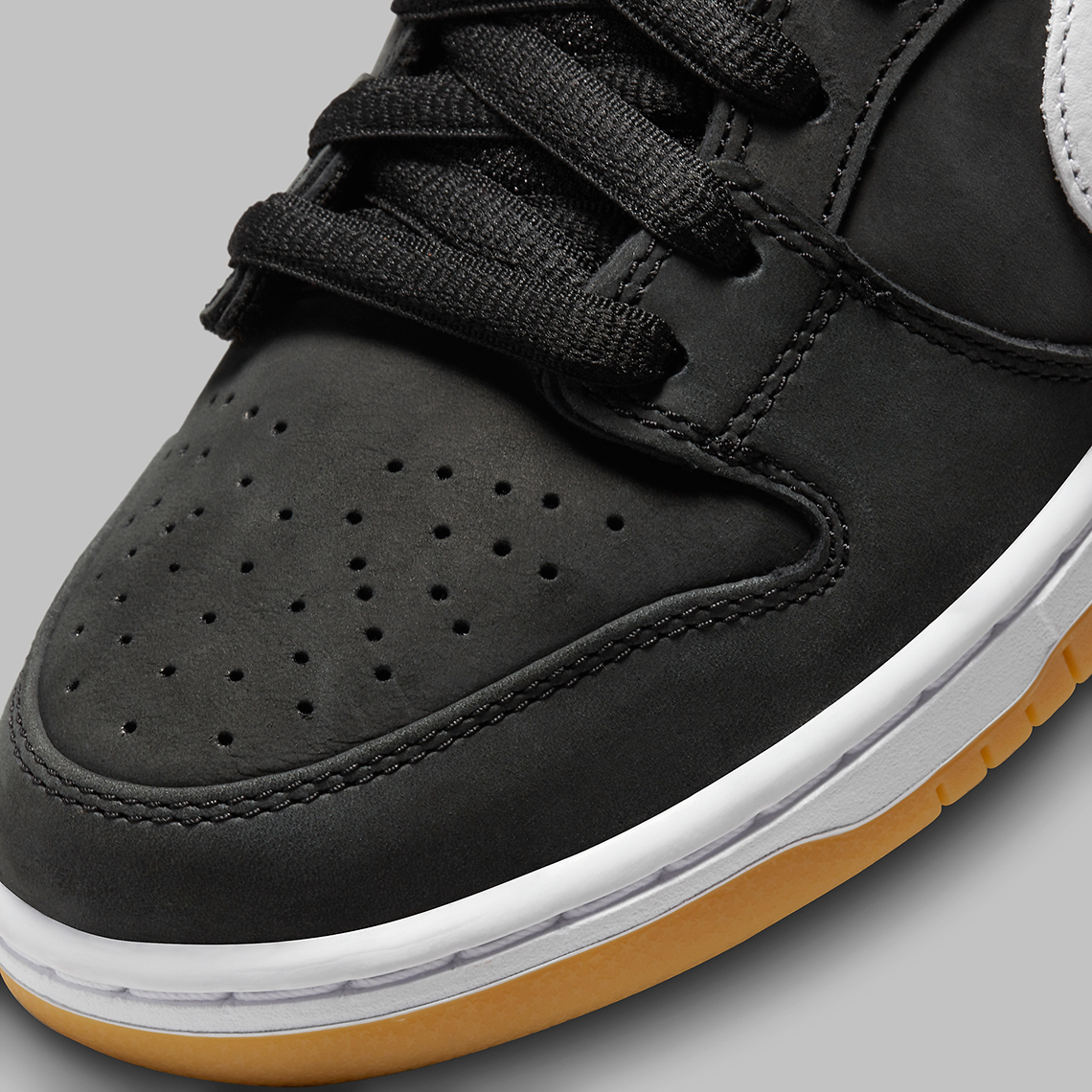 Nike Sb Dunk Low Black Gum Cd2563 006 7