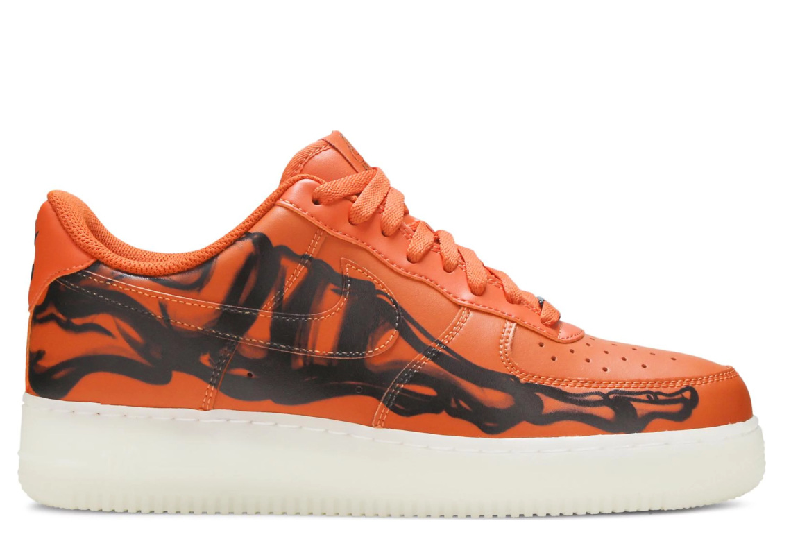 22 Halloween Sneakers 2022 56