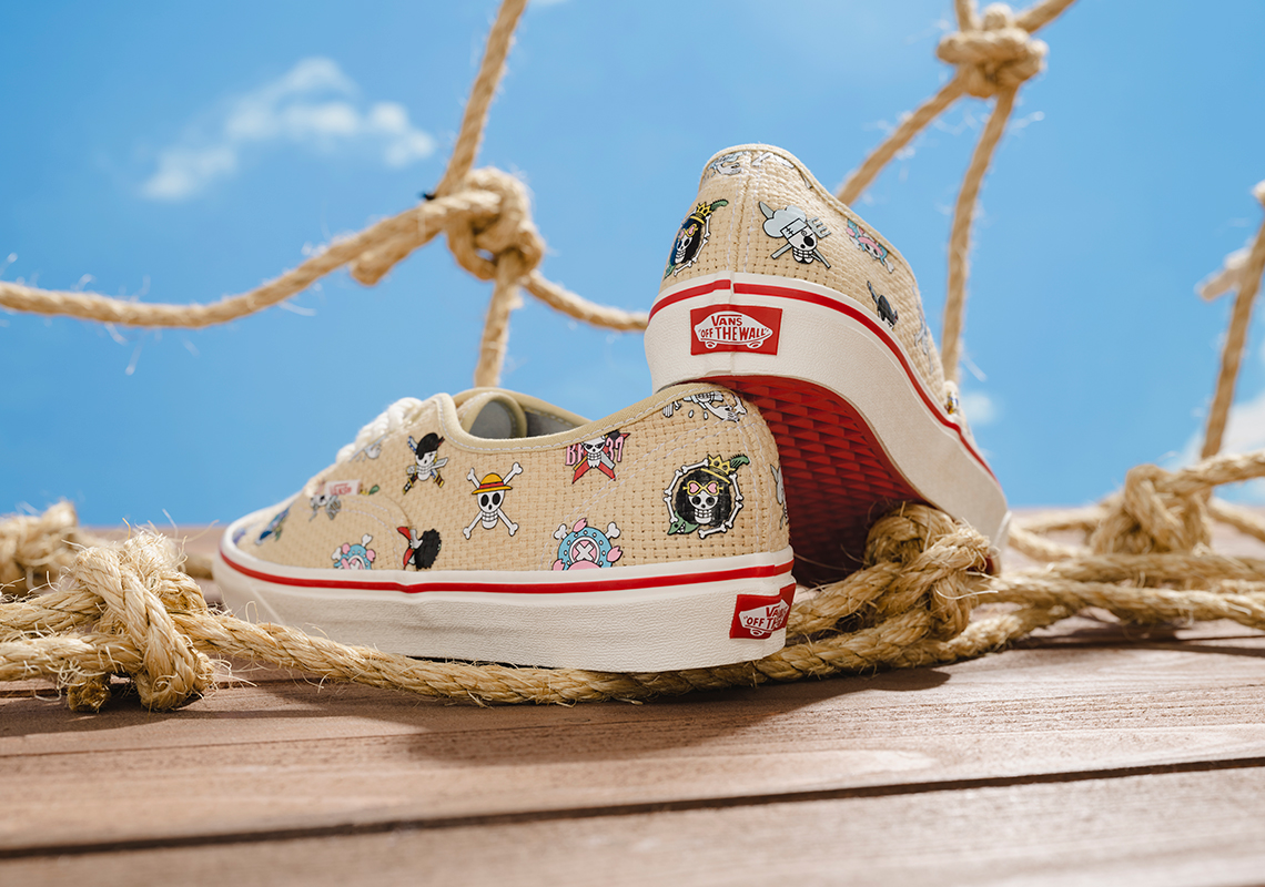 One Piece Vans Authentic 1