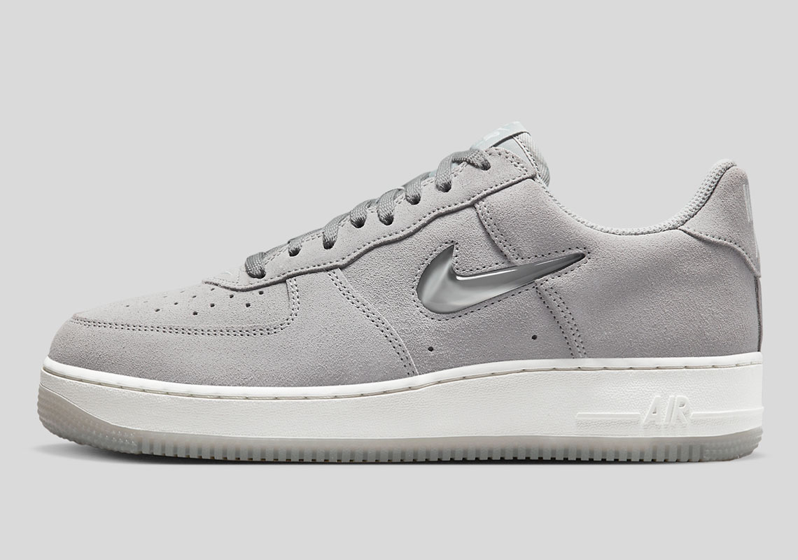 Air Force 1 Low Color Of The Month Light Smoke Grey Dv0785 003 1