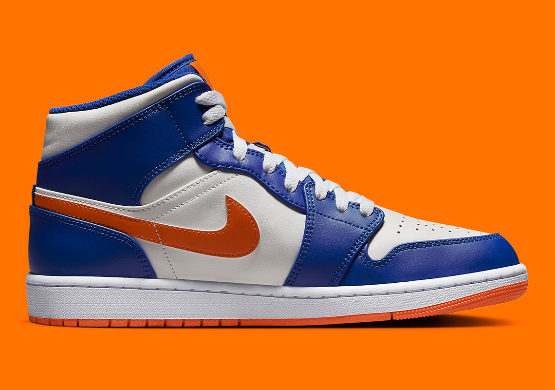 Air Jordan 1 Mid Knicks 7