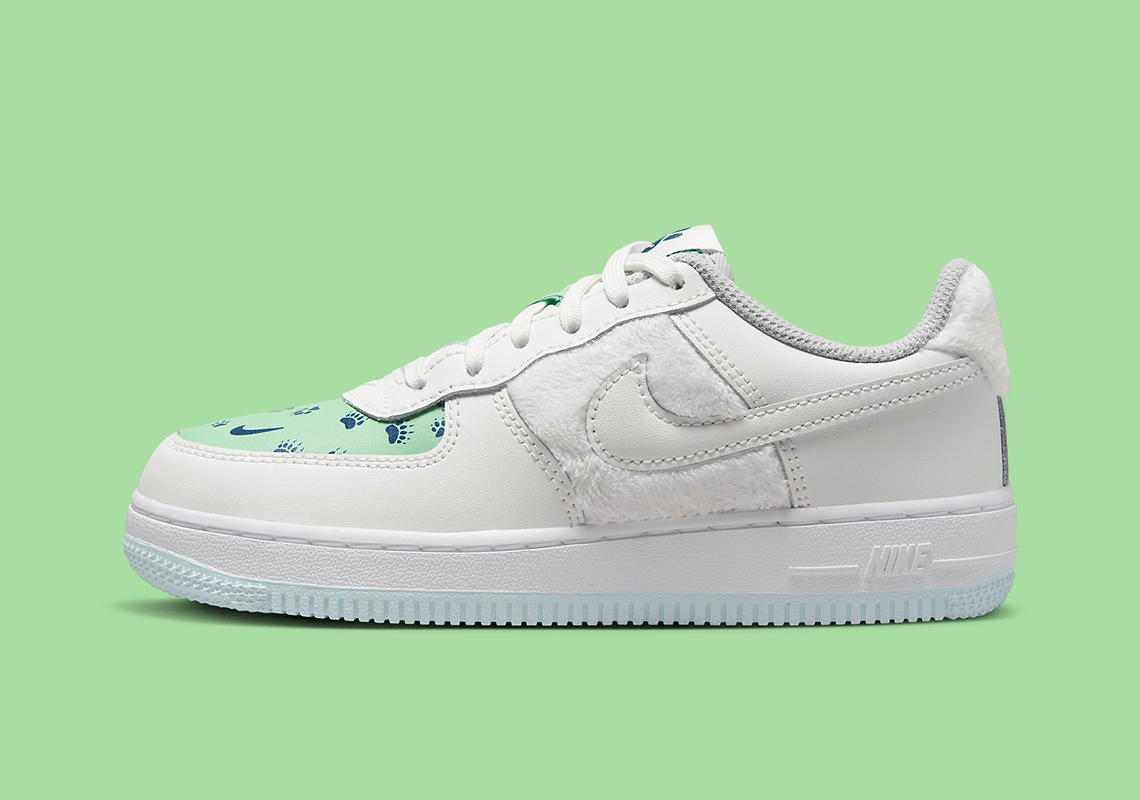 Nike Air Force 1 Low Bear Tracks 7