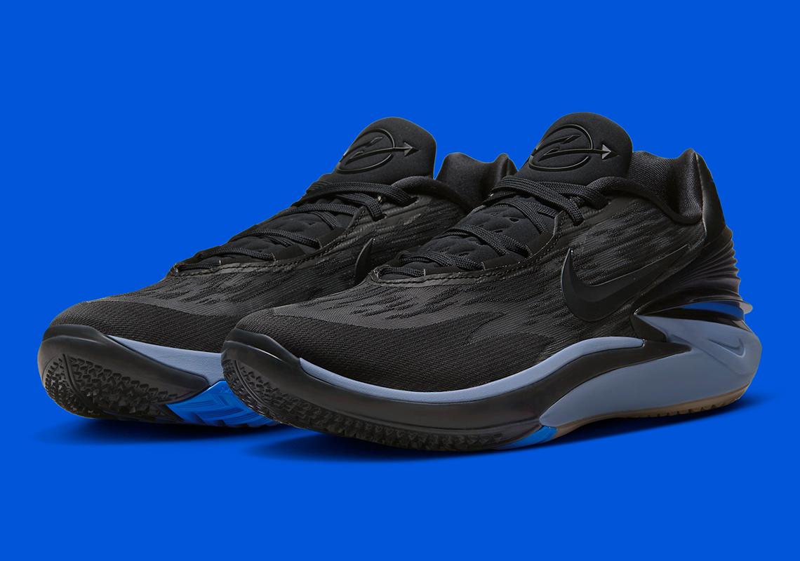 Seldom "Racer Blues" Accent The "Off Noir" Nike Zoom GT Cut 2