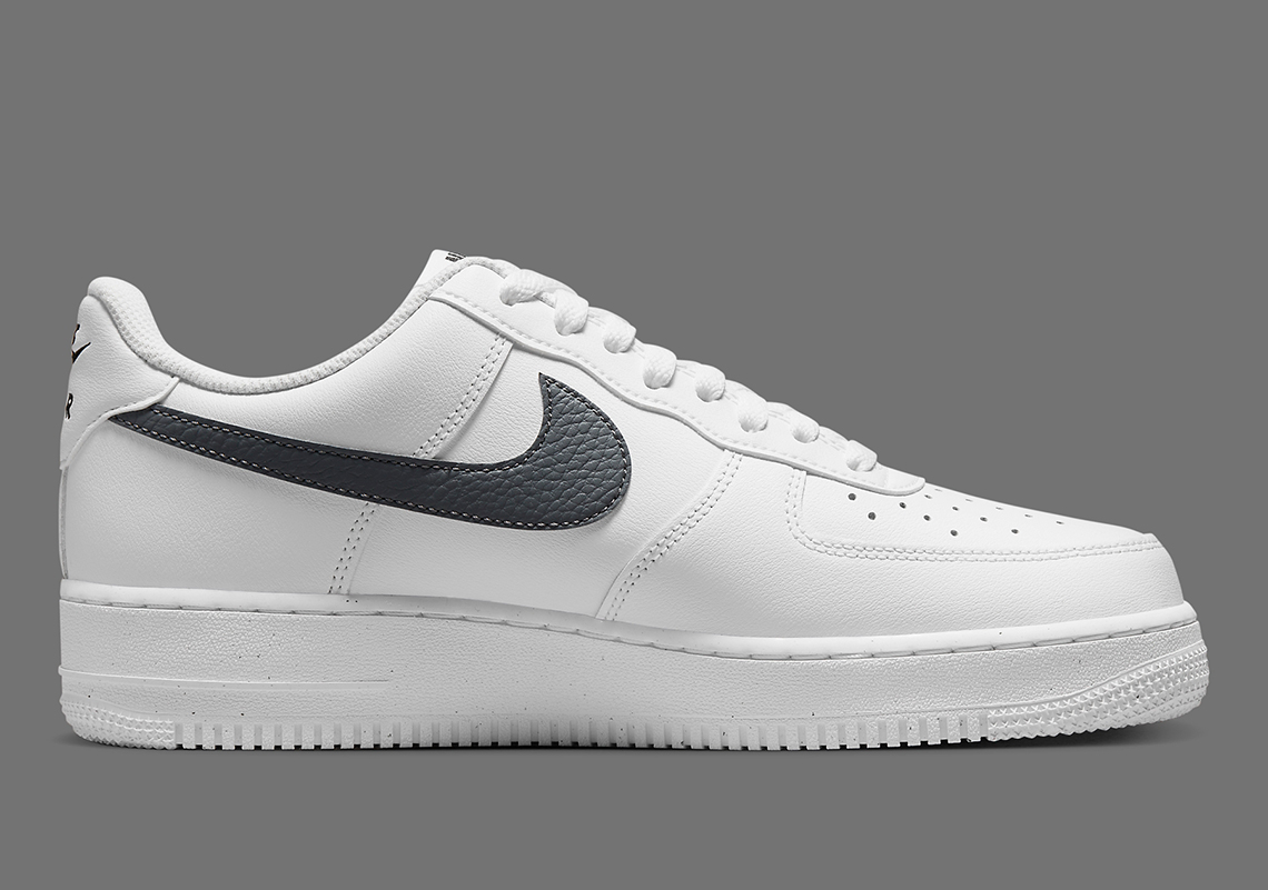 Nike Air Force 1 Spraypaint Swoosh Fd0660 100 1