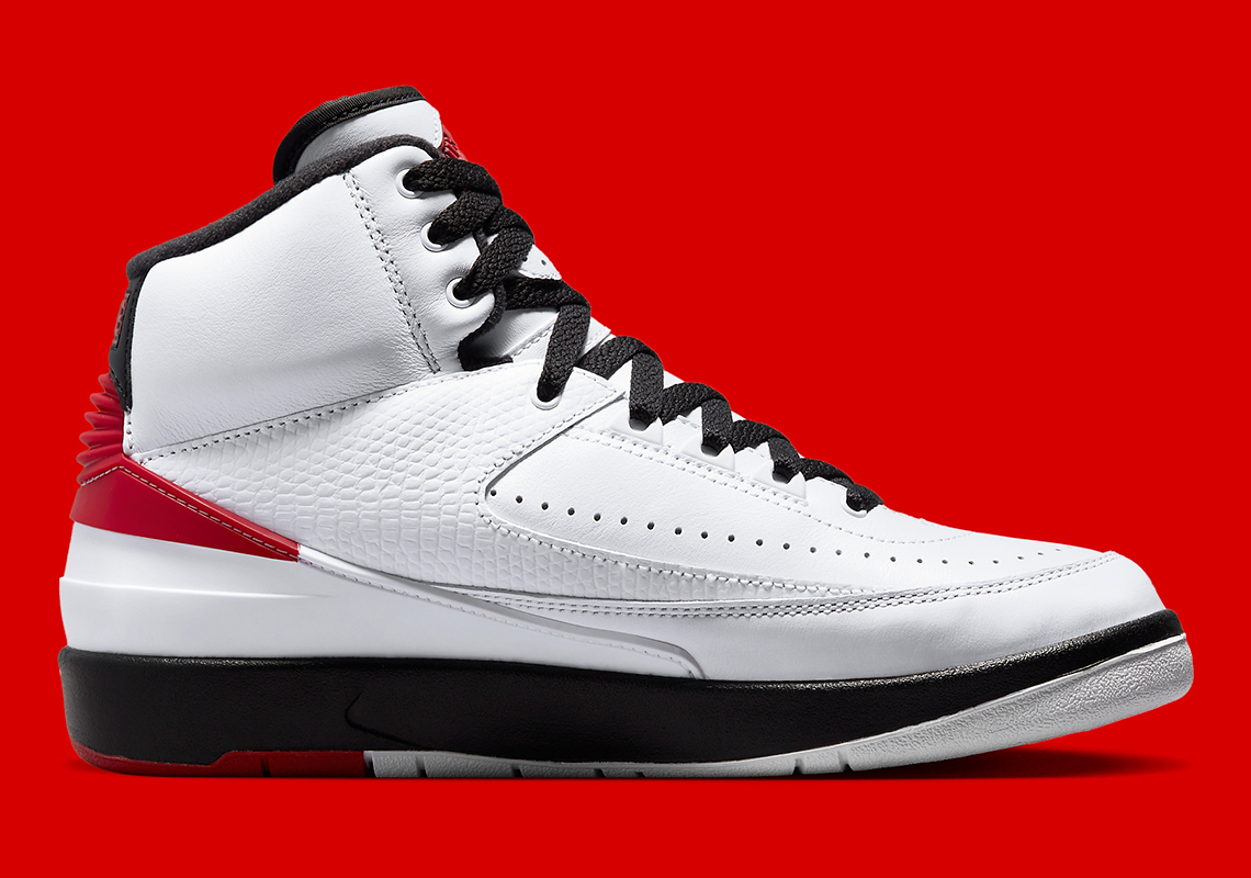 Air Jordan 2 Chicago Womens Dx4400 106 2