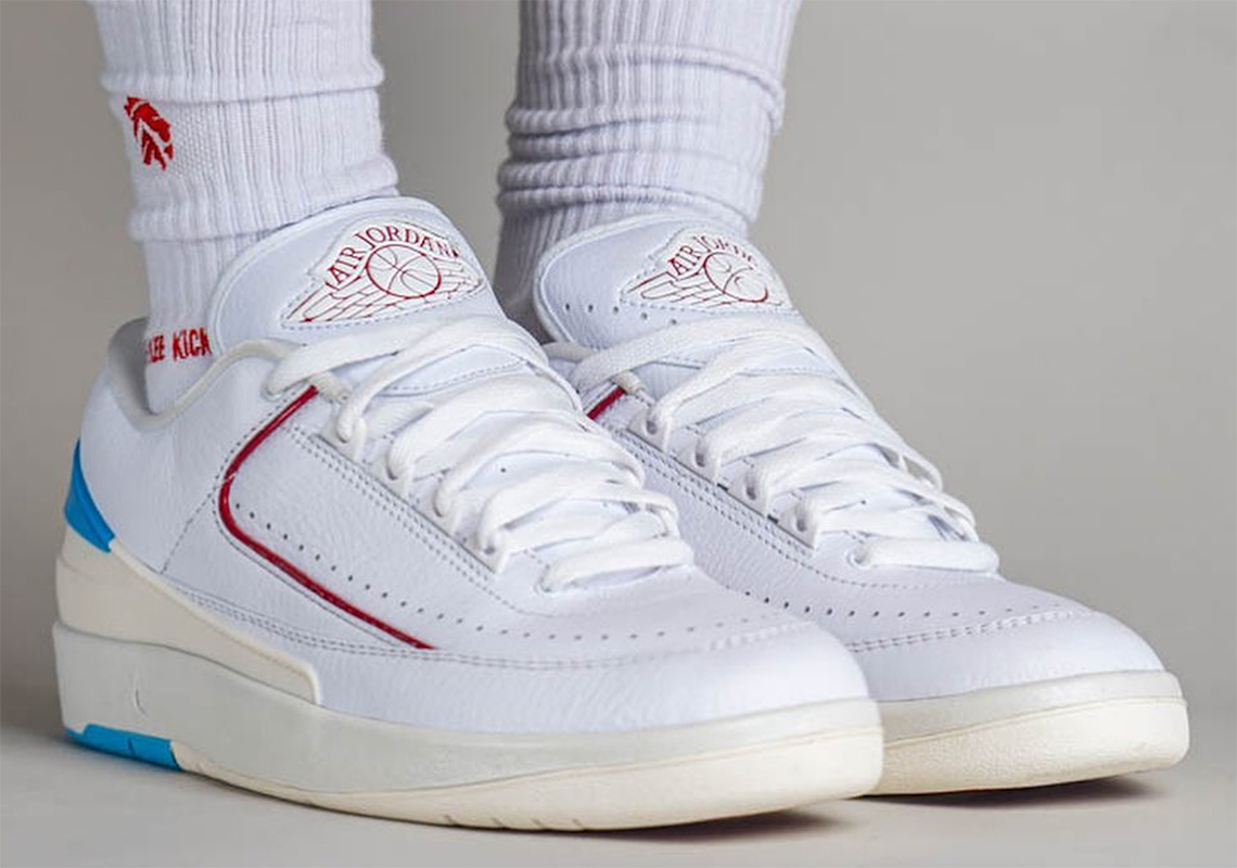 Air Jordan 2 Low White Powder Blue Fire Red Sail Dx4401 1644