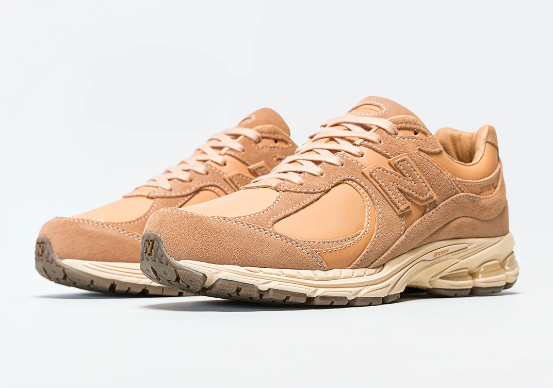 No, Hender Scheme Didn't Make The New Balance 2002R "Toast"