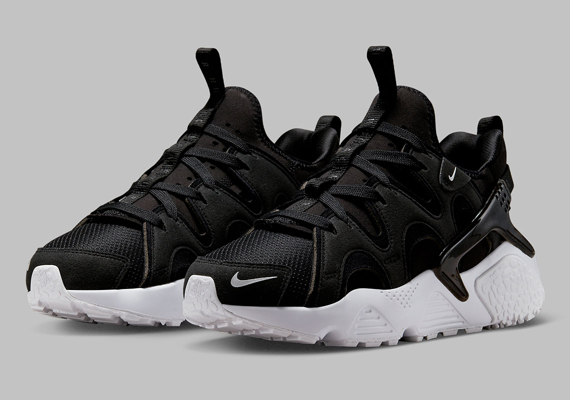 The Nike Air Huarache Craft Gets A Sleek "Black/White" Treatment