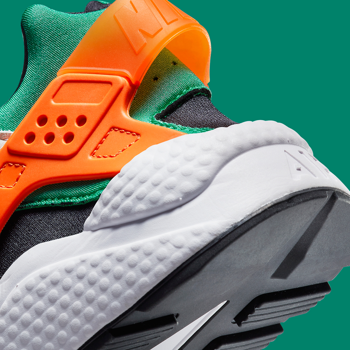 Nike Air Huarache Miami Hurricanes Dd1068 111 7