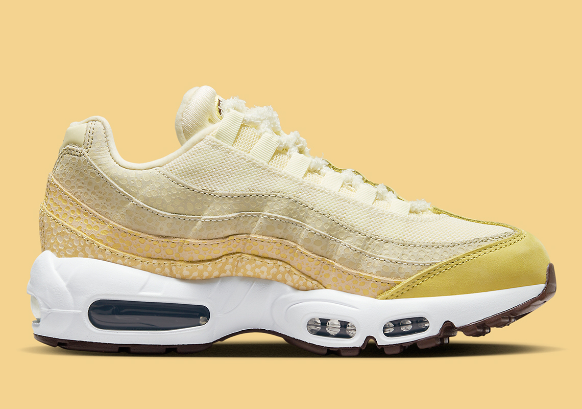 Nike Air Max 95 Womens Alabaster Earth Coconut Milk Fd9857 700 2