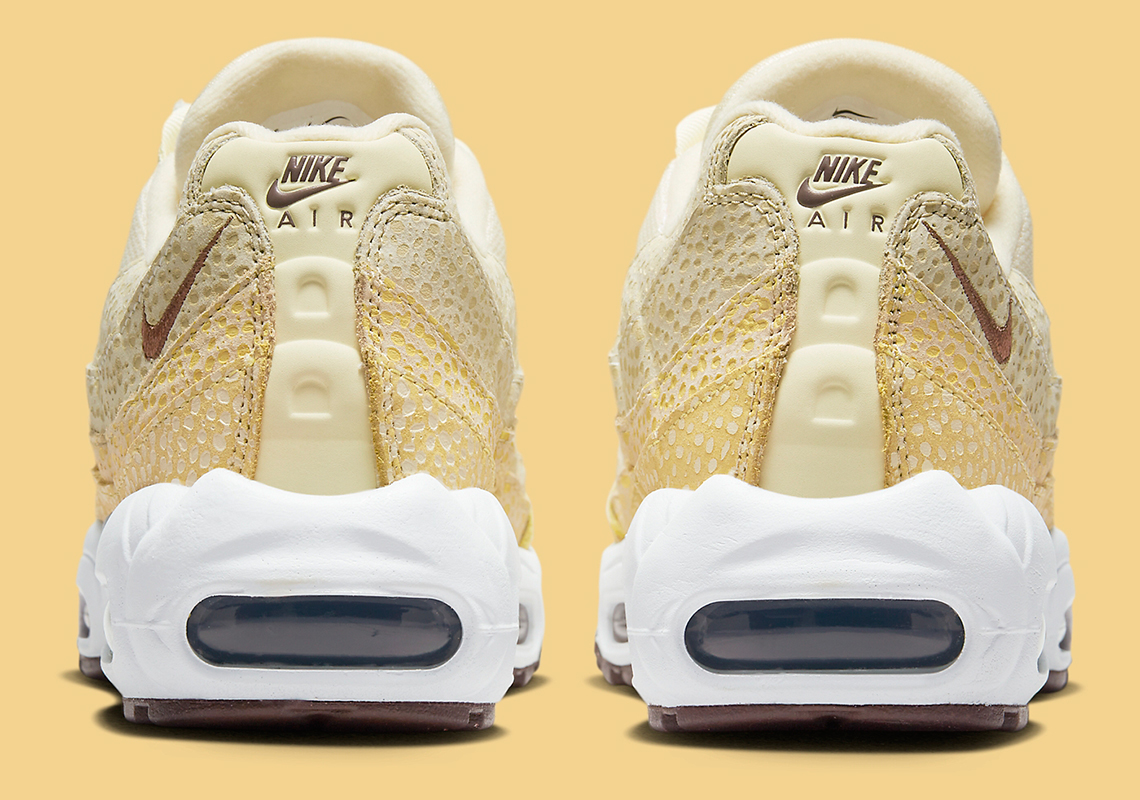 Nike Air Max 95 Womens Alabaster Earth Coconut Milk Fd9857 700 7