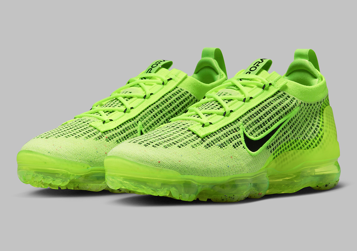 Bright Volt Illuminates The Nike Vapormax Flyknit 2021