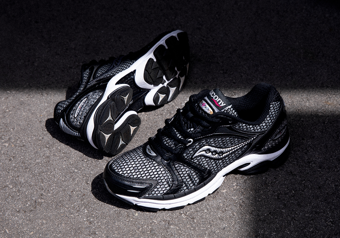 Saucony Progrid Triumph 4 Available Now 1