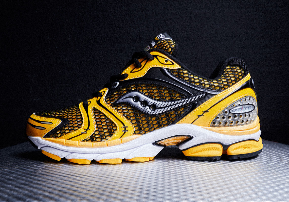 Saucony Progrid Triumph 4 Available Now 6