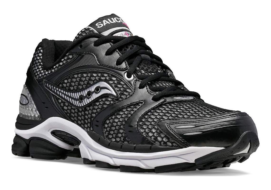 Saucony Progrid Triumph 4 Black White Silver 1