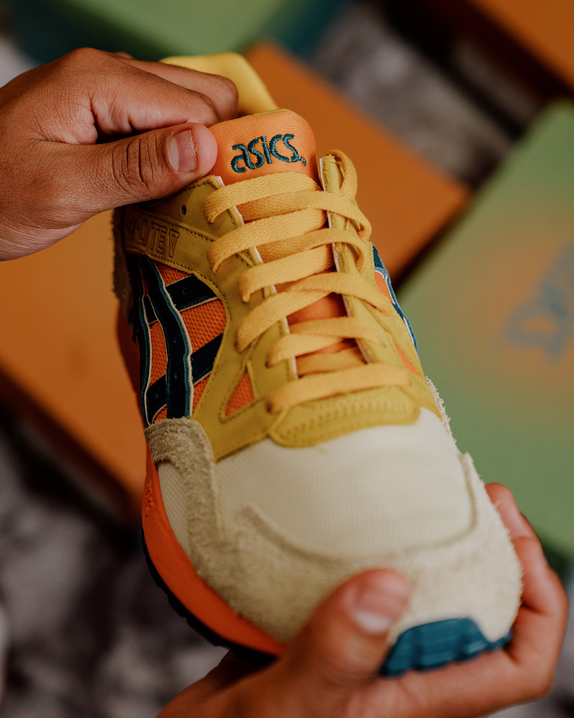 Asics Gel Lyte V Charlotte Lab School Tan 4