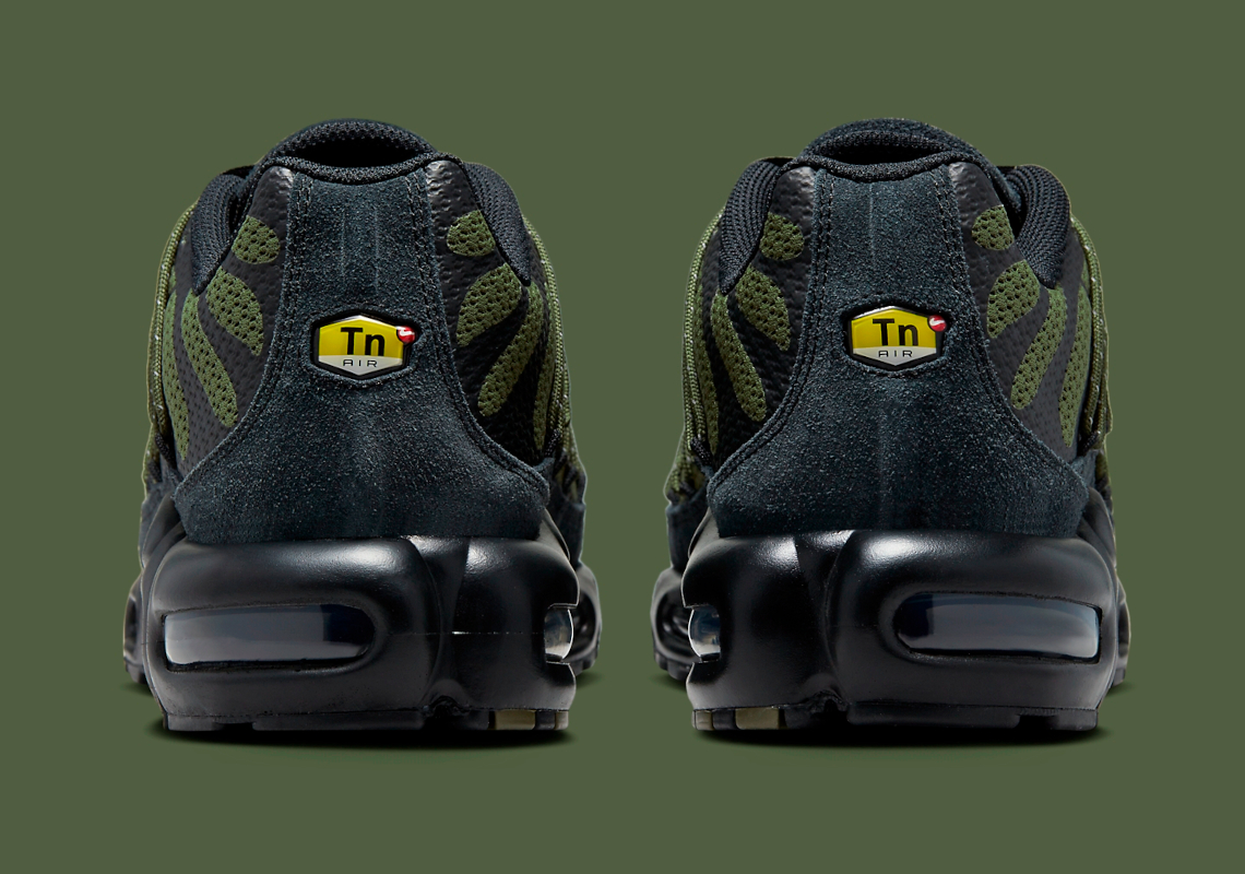 Nike Air Max Plus Fj4232 200 7