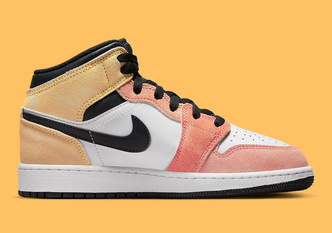 Air Jordan 1 Mid Gs Flight Club Faded Orange Dx4365 800 1