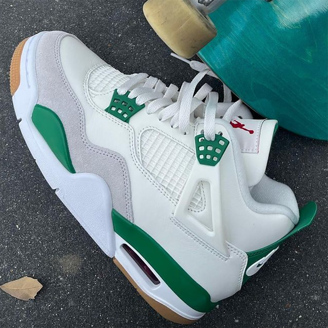 Air Jordan 4 Nike Sb Pine Green