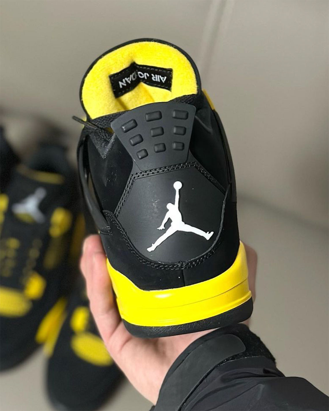 Air Jordan 4 Thunder Black Tour Yellow White Dh6927 017 1