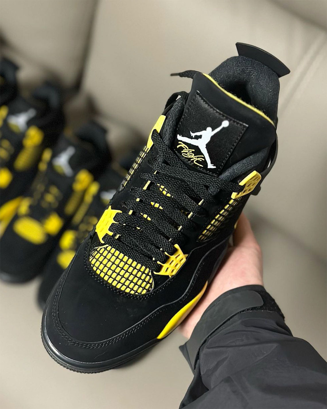 Air Jordan 4 Thunder Black Tour Yellow White Dh6927 017 5