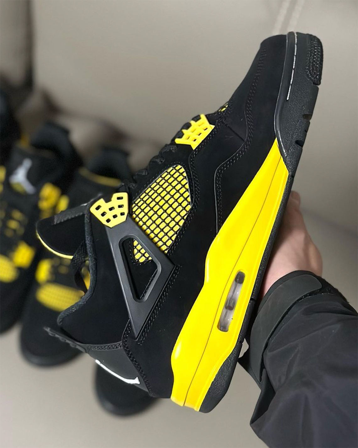 Air Jordan 4 Thunder Black Tour Yellow White Dh6927 017 6