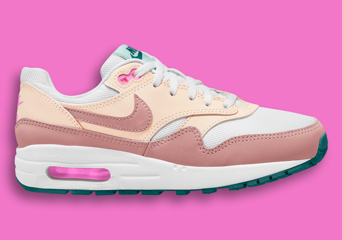 Impressive Color-blocking Displayed On This Upcoming Nike Air Max 1