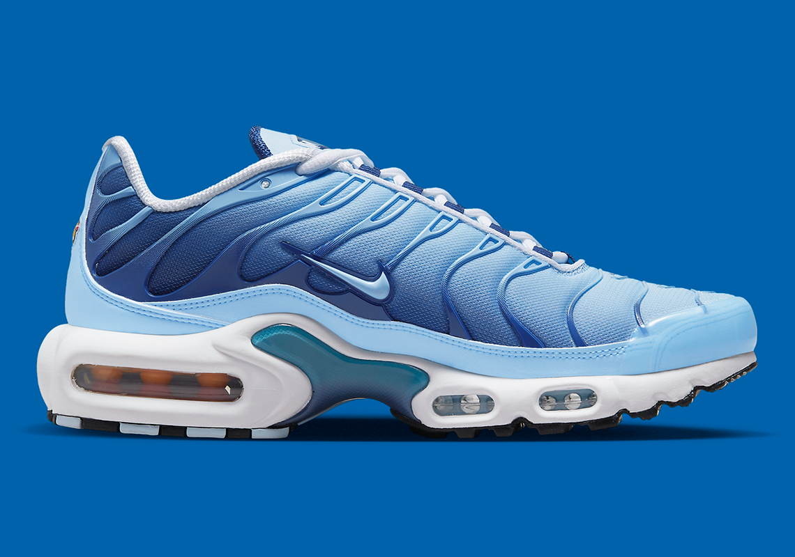 Nike Air Max Plus University Blue Gradient Fj4736 400 1