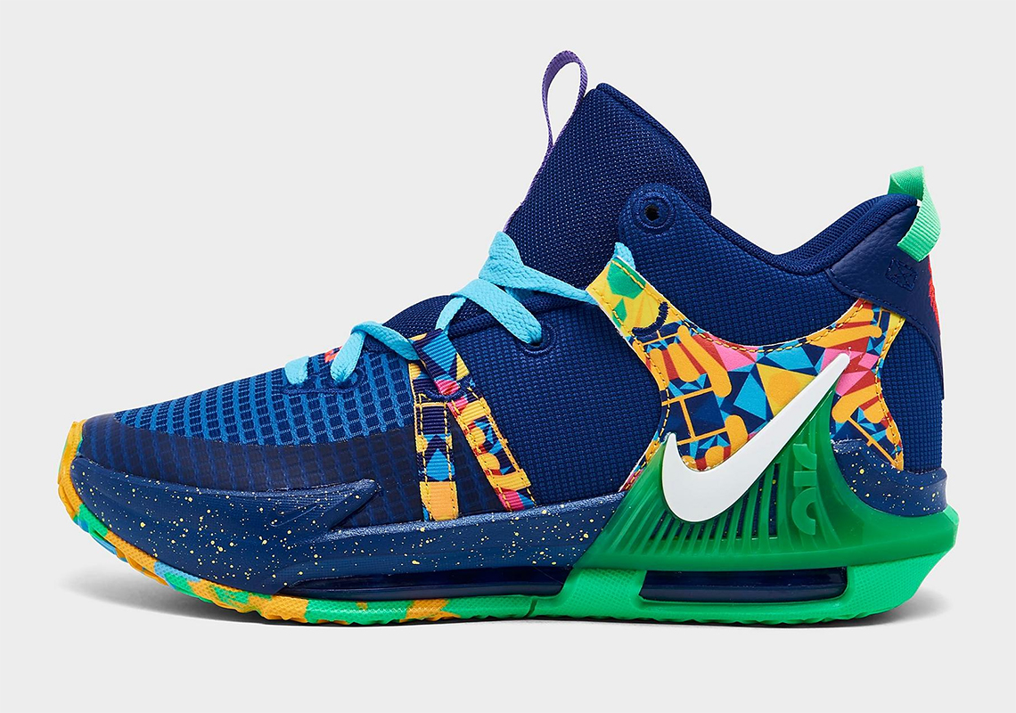 Nike Lebron Witness 7 Gs Kaleidoscope Dq8650 400