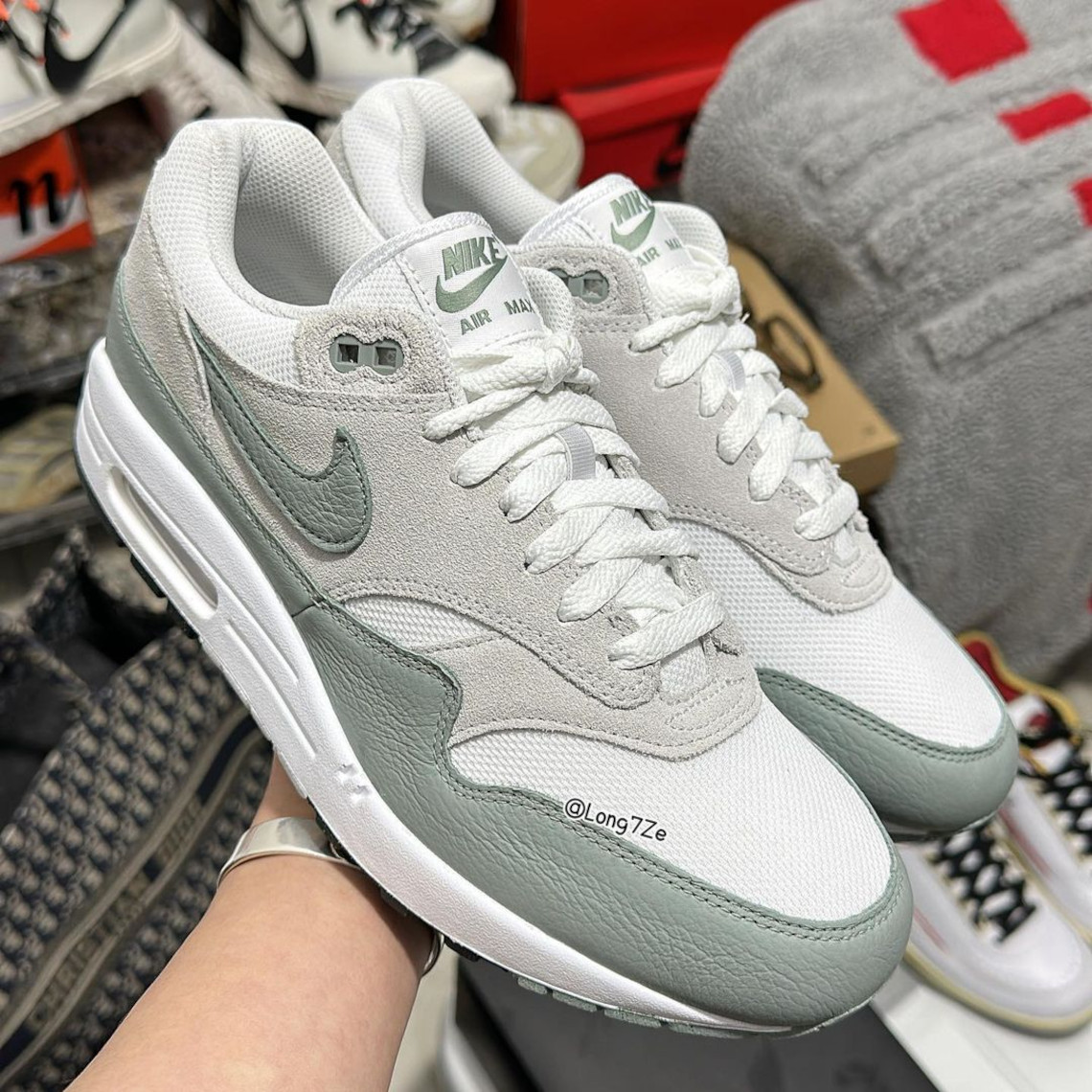 Nike Air Max 1 Mica Green Dz4549 100 09