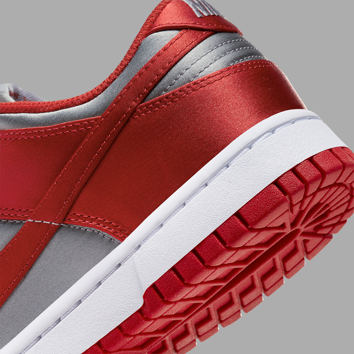 Nike Dunk Low Satin Unlv Dx5931 001 4