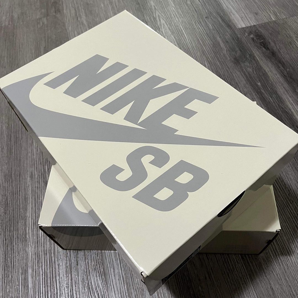 Nike Sb Beige Box 4