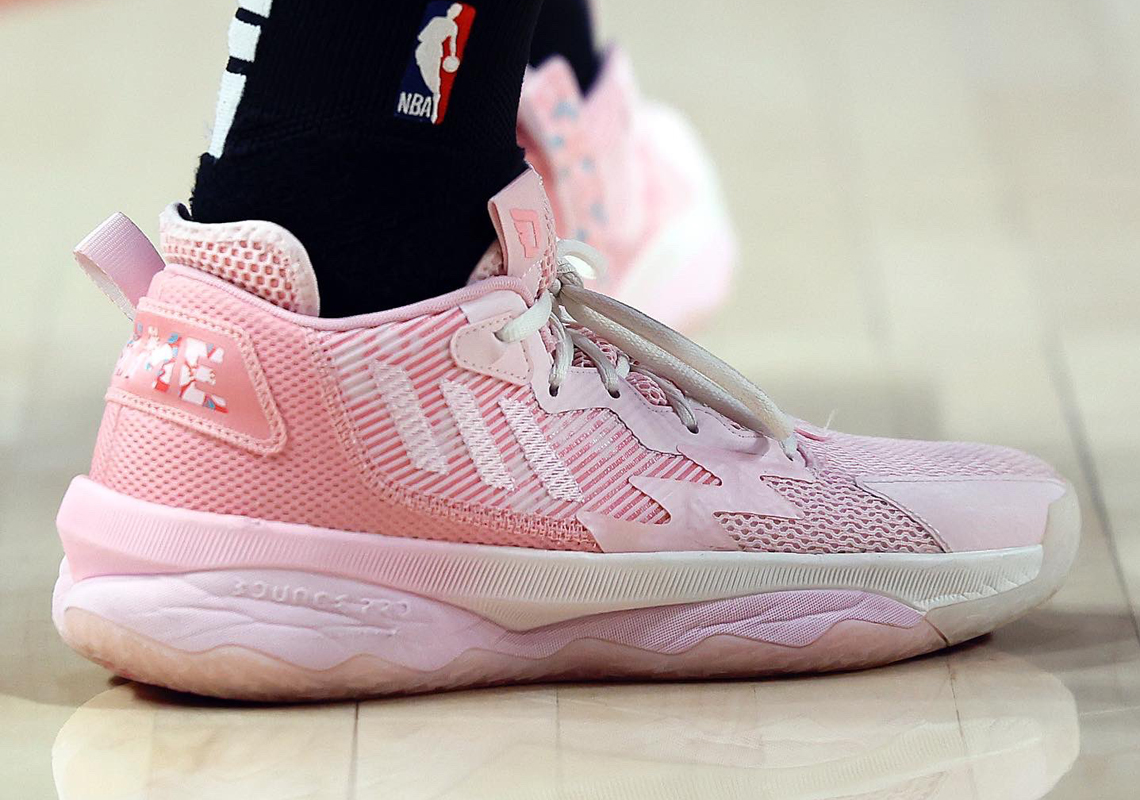 Damian Lillard Drops Career-High 71 Points In The adidas Dame 8 “Sakura”