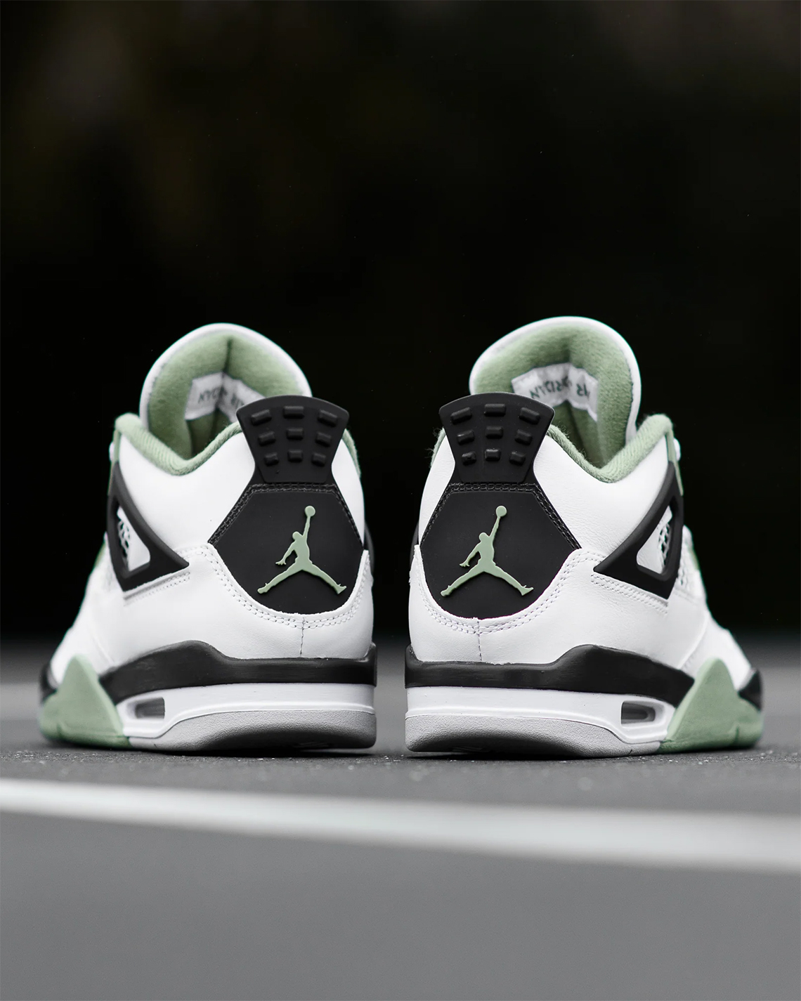 Air Jordan 4 Oil Green Store List 5