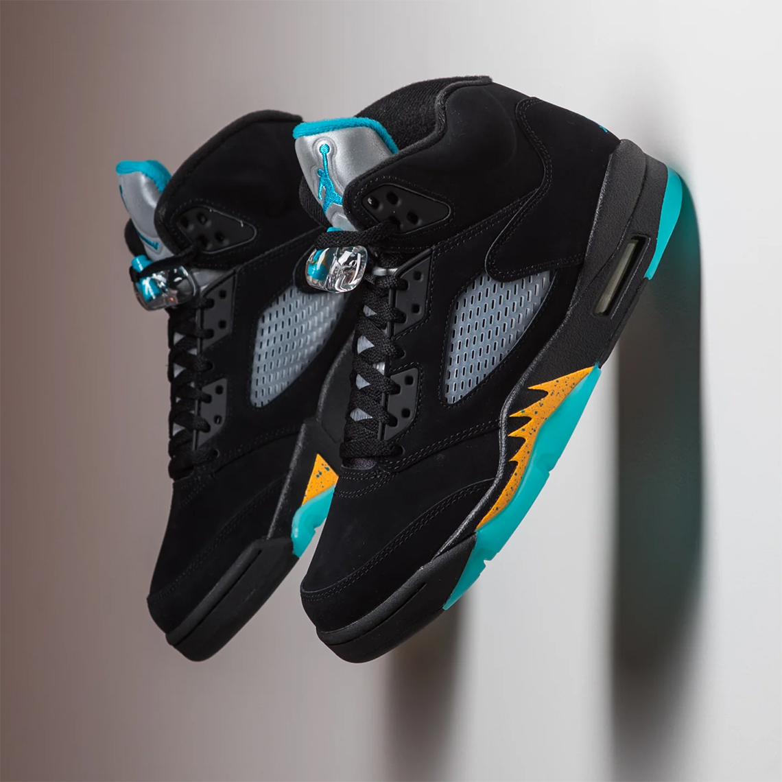 Air Jordan 5 Aqua Store List 1