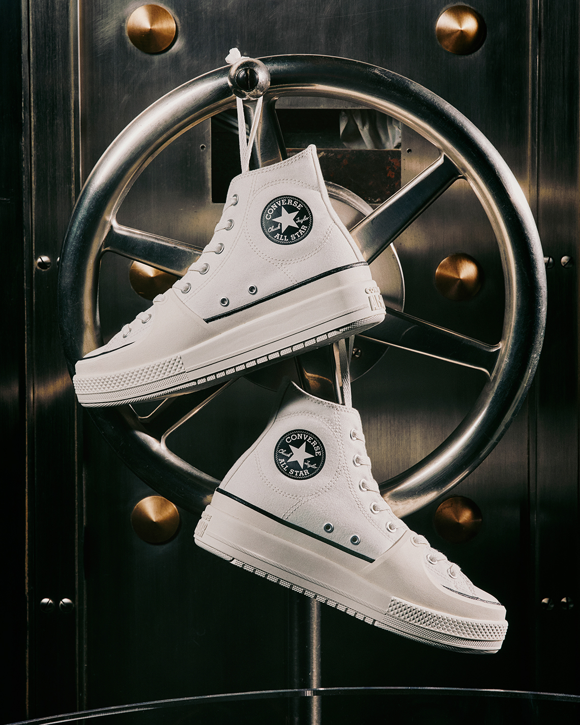 Converse Chuck Taylor All Star Construct White 2