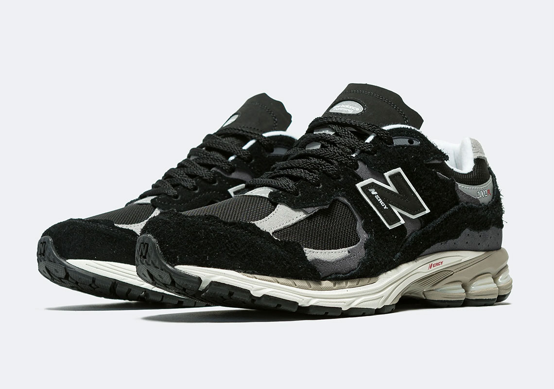 New Balance 2002r Black Grey M2002rdj 2