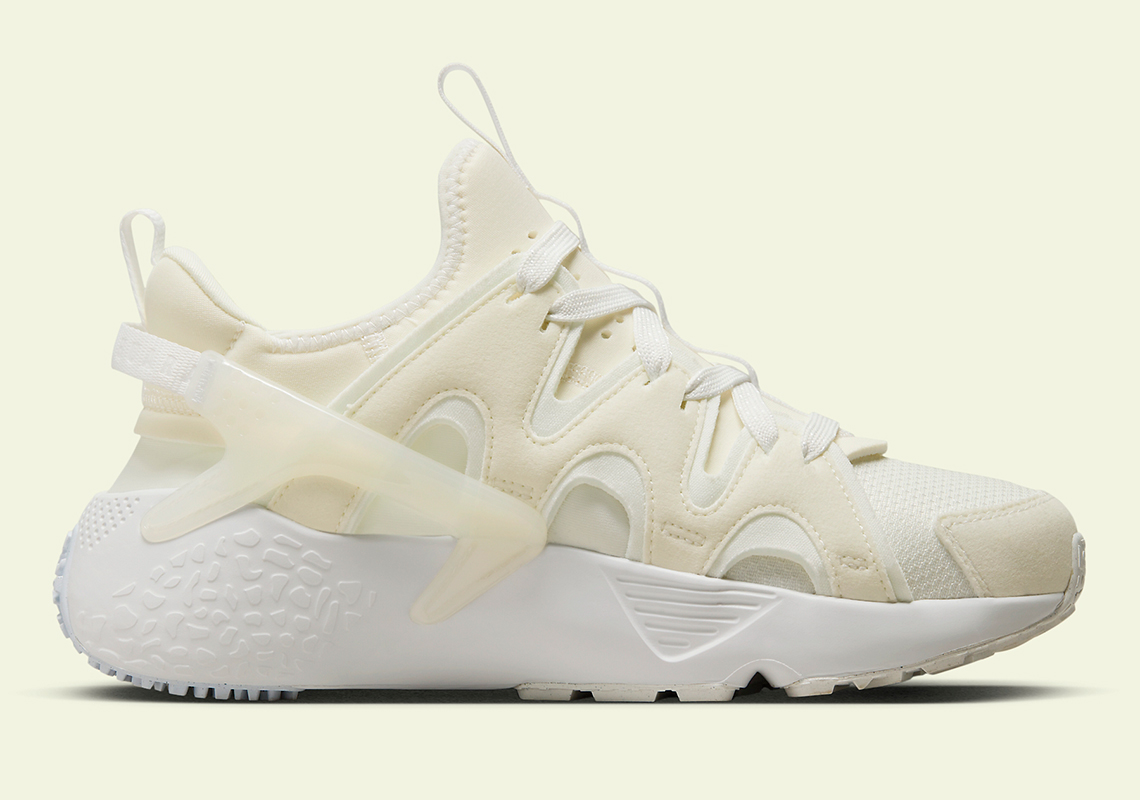 Nike Air Huarache Craft Coconut Milk Dq8031 102 1