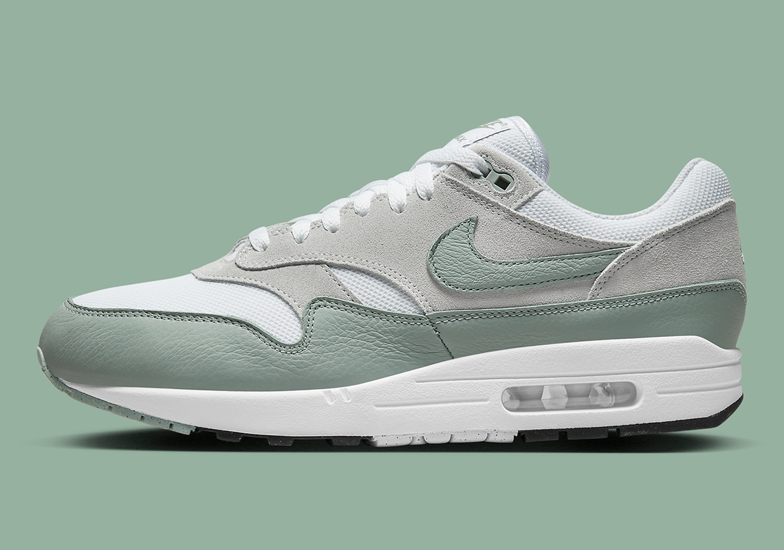 Nike Air Max 1 Mica Green Dz4549 100 2