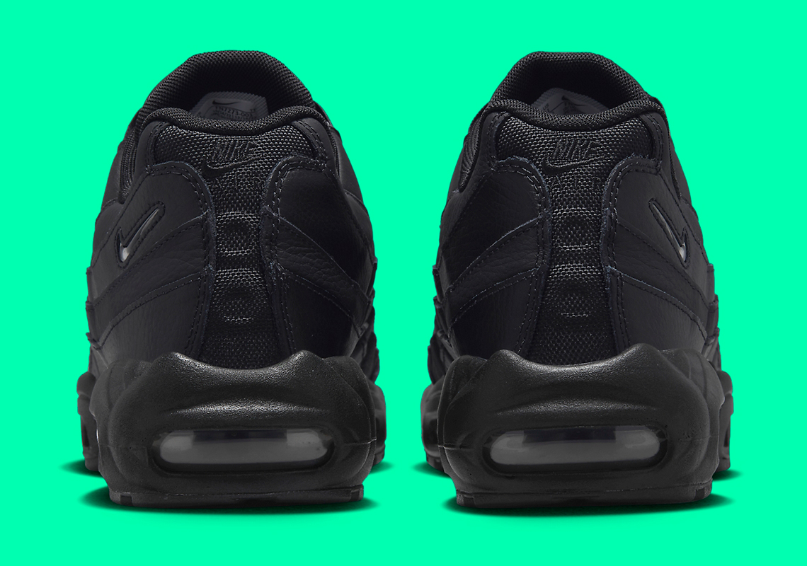 Nike Air Max 95 Triple Black Fn7273 001 1