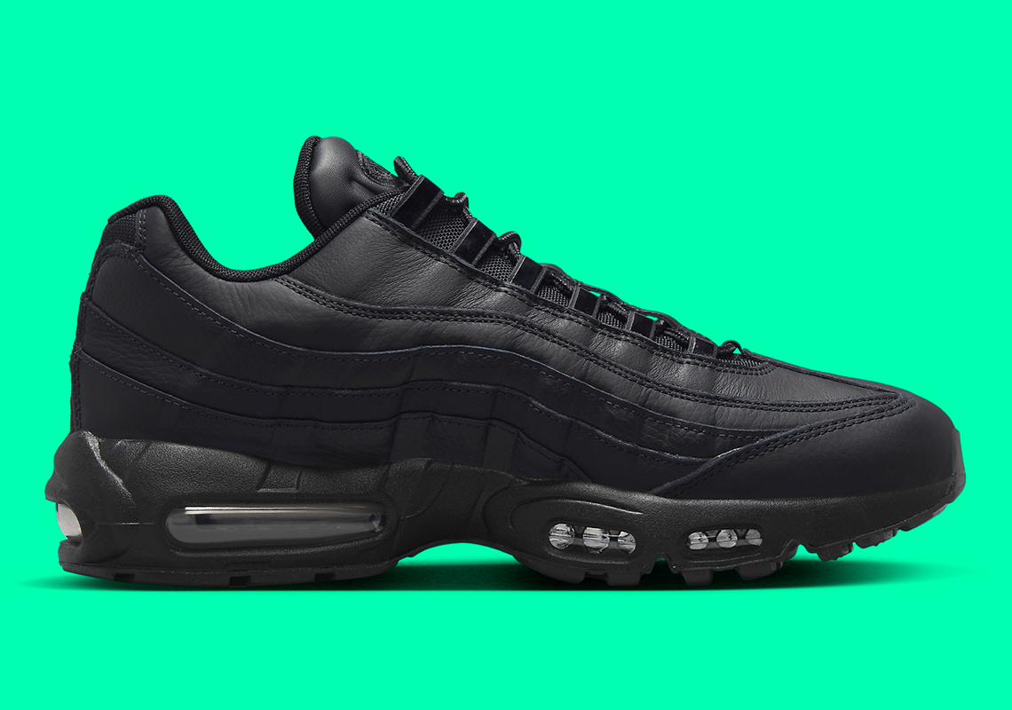 Nike Air Max 95 Triple Black Fn7273 001 7