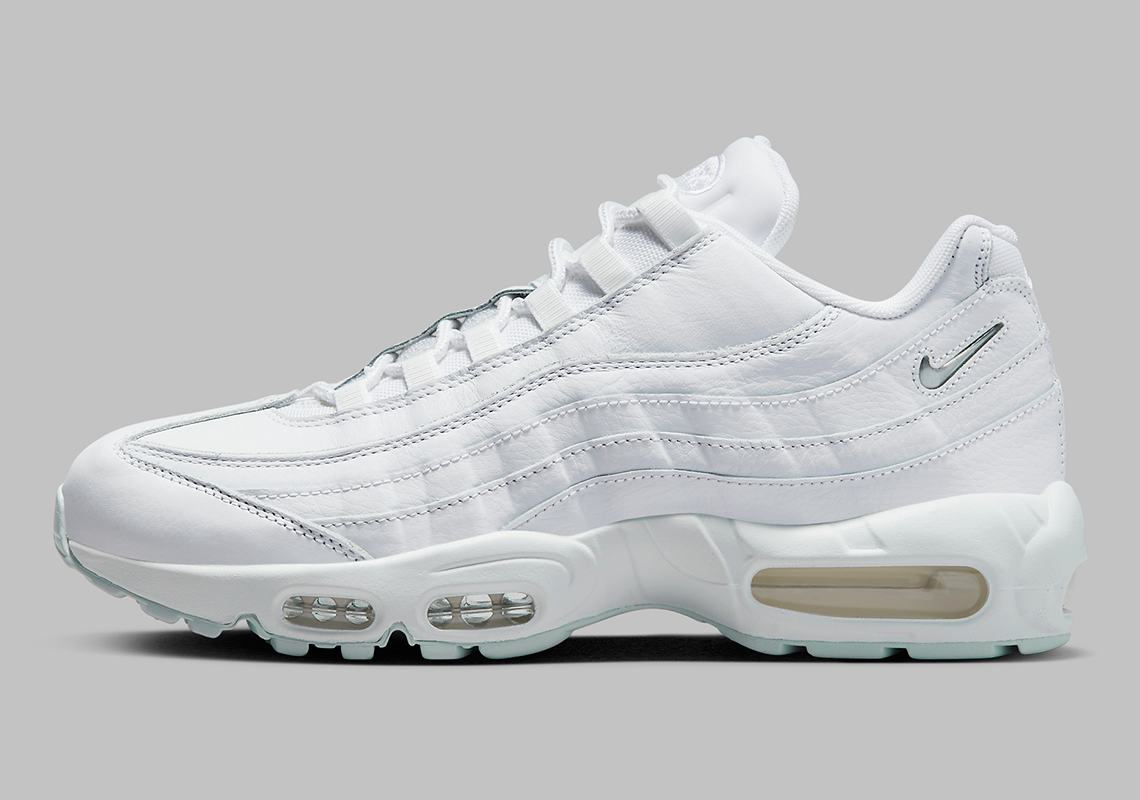 Nike Air Max 95 Triple White Fn7273 100 3