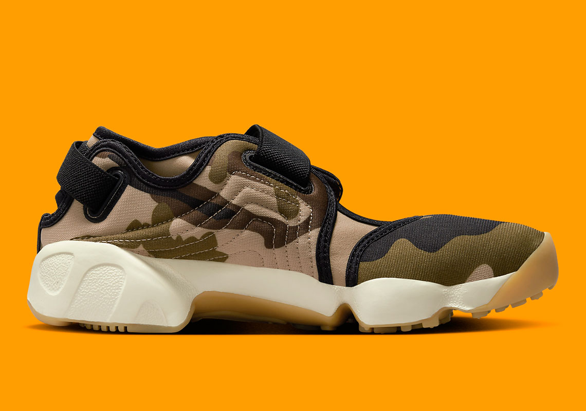 Nike Air Rift Camo Fj5447 200 4