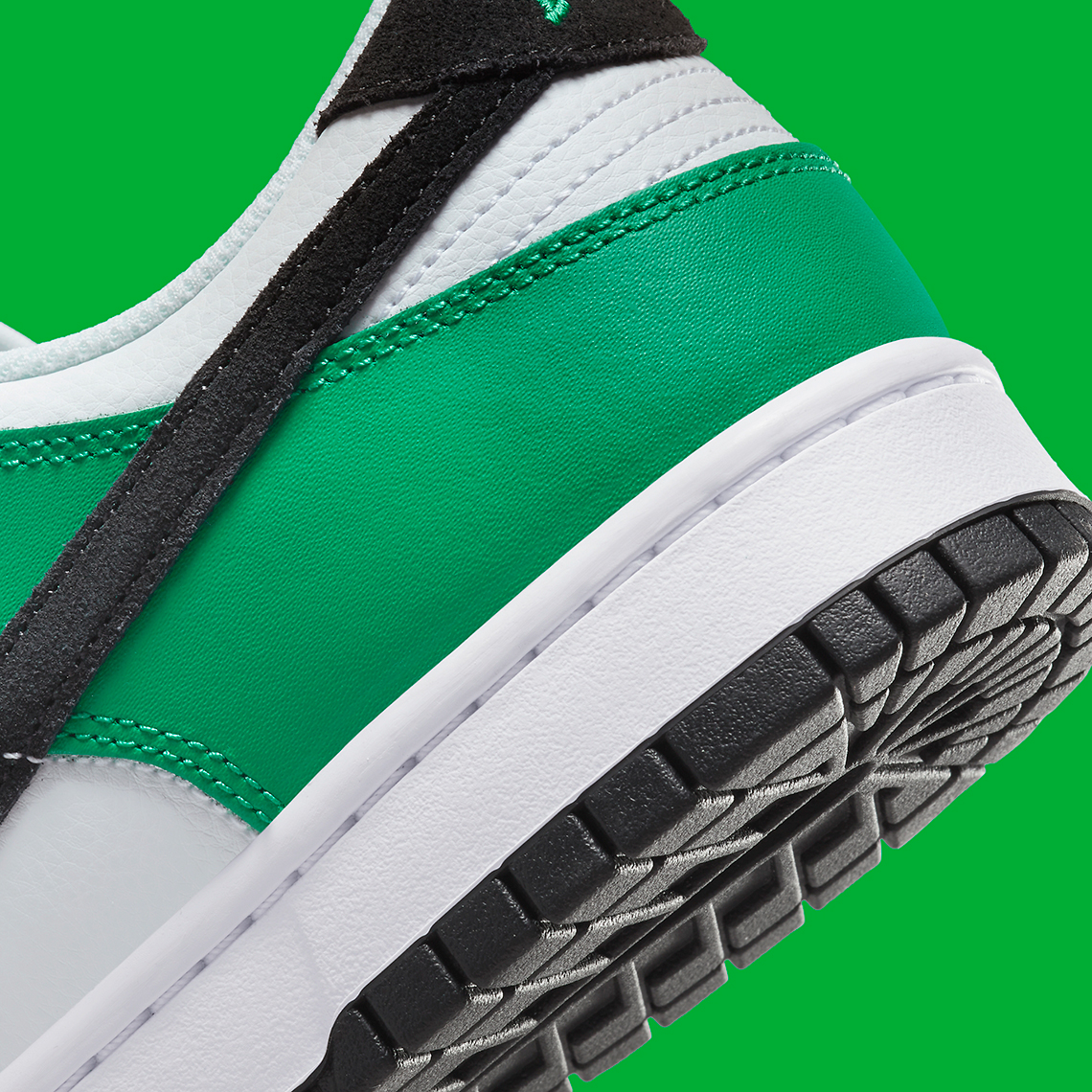 Nike Dunk Low Green Black White 2