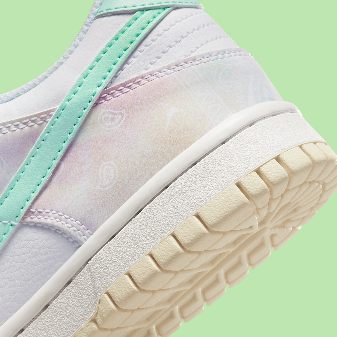 Nike Dunk Low Pastel Paisley Fj7707 131 6