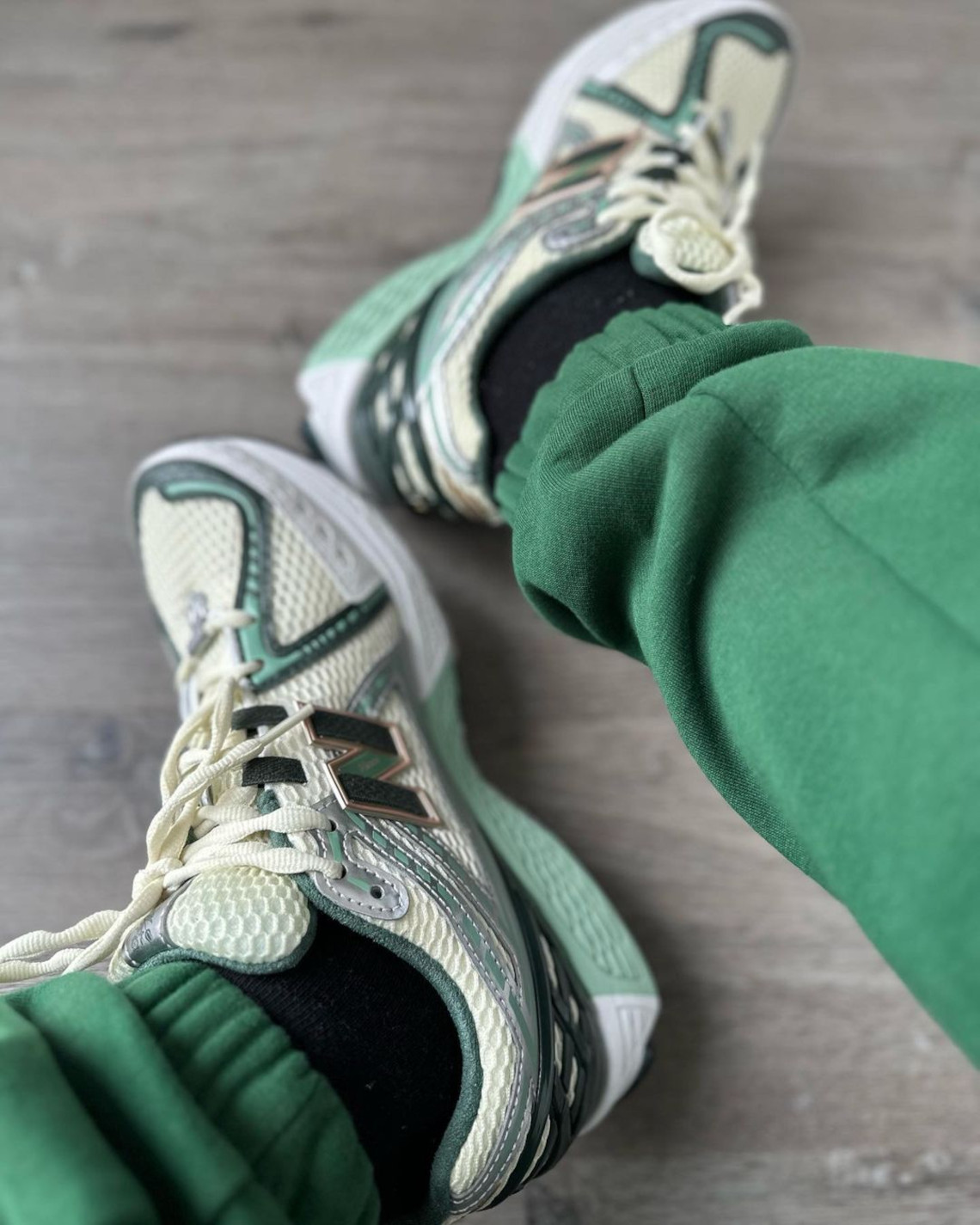 Aime Leon Dore New Balance 1906r Green 01