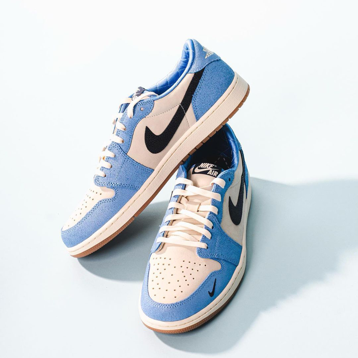 Air Jordan 1 Low Unc Football Pe 1