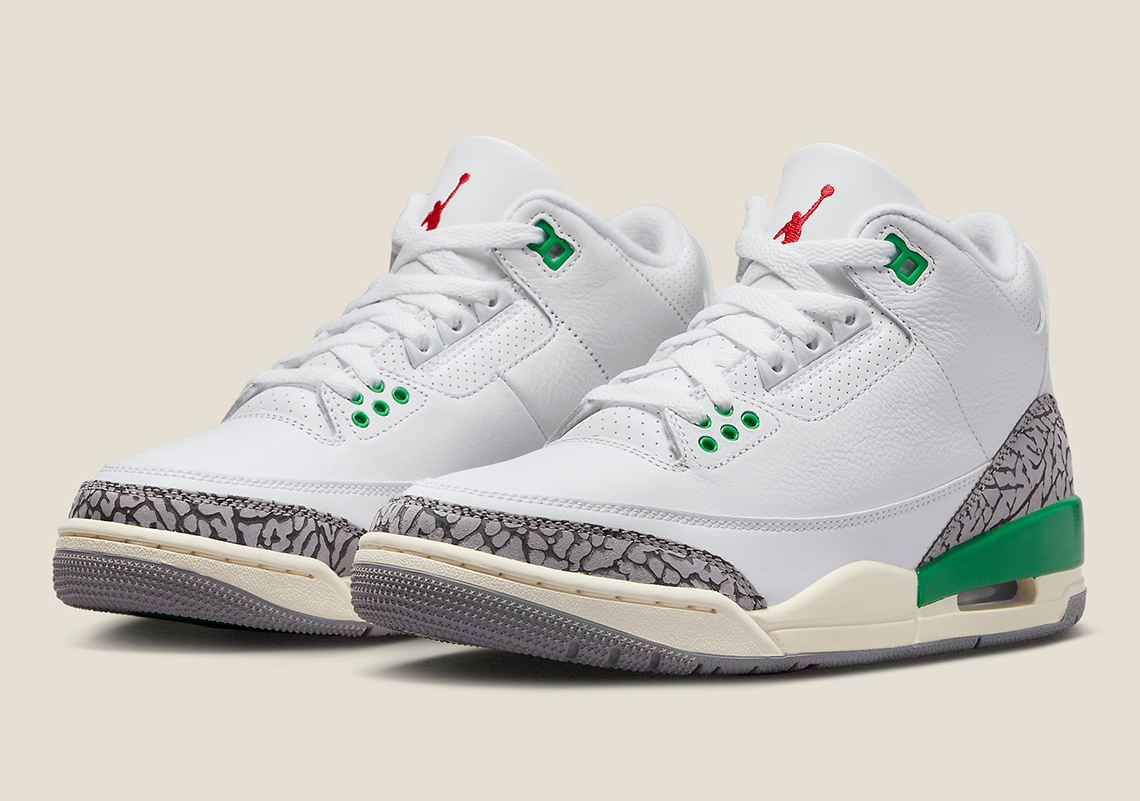 Official Images Of The Women's Air Jordan 3 "Lucky Green"